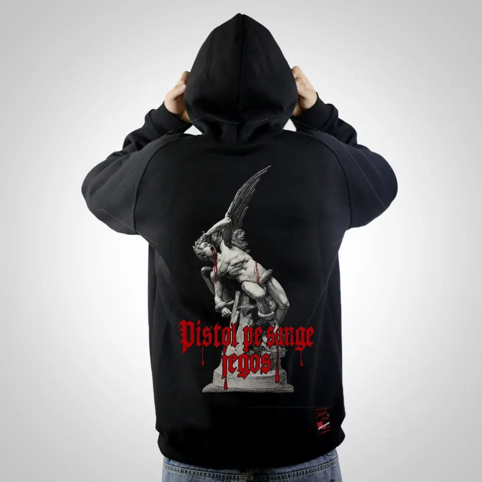 pistol hanorac spate.jpg