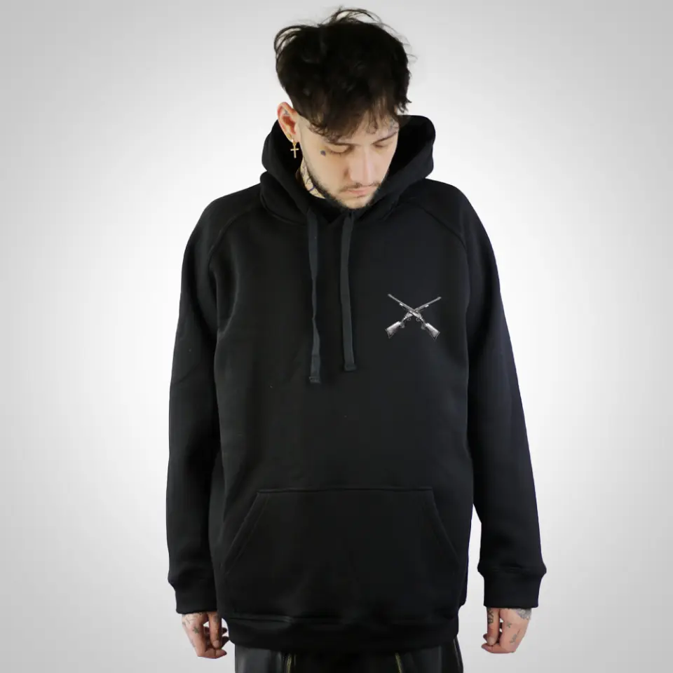 pistol fata hoodie.jpg